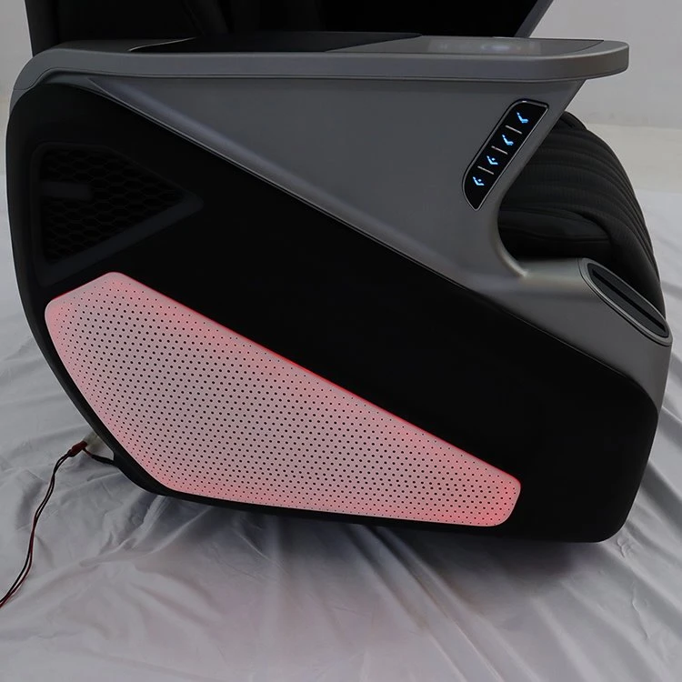 Seat detail picture - red light side panel