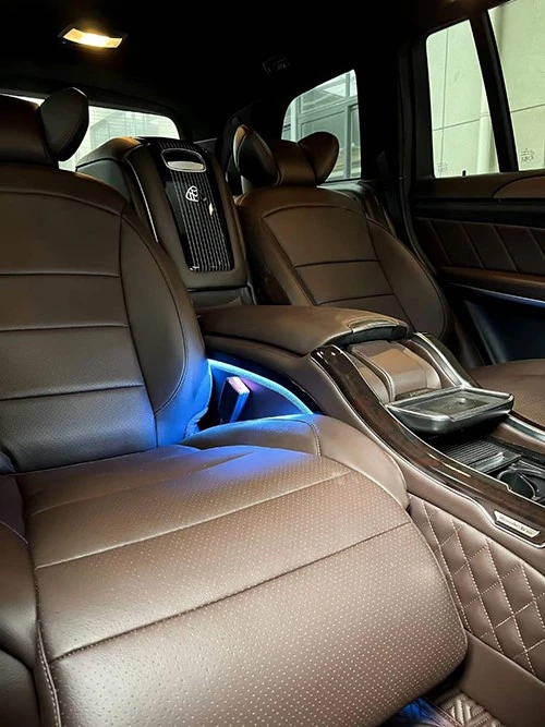 Rear center console with ambient lighting