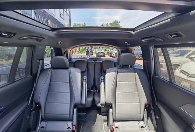 2022 Mercedes-Benz GLS450 เบาะนั่งกัปตันหรูหรา 6 ที่นั่ง