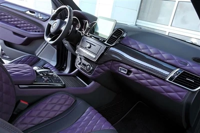 Topcar ดัดแปลง Mercedes AMG GLE 63 ด้วยคาร์บอนไฟเบอร์และภายในหนังสีม่วง