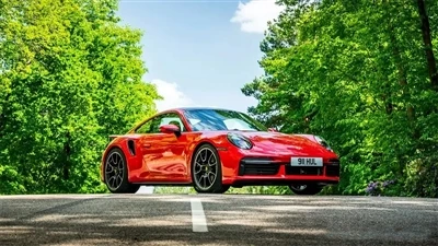 Porsche 911 Hybrid เตรียมเปิดตัวช่วงต้นฤดูร้อนนี้