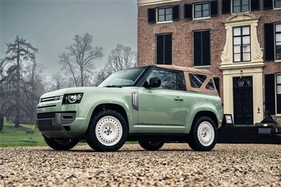 ดัดแปลง Land Rover Defender เปิดประทุน